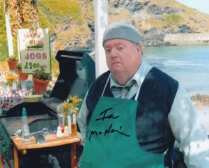 Ian McNeice Doc Martin Large 10x8 Hand Signed Photo