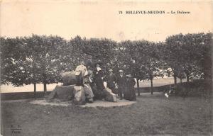 B20426 Bellevue Meudon le Dolmen