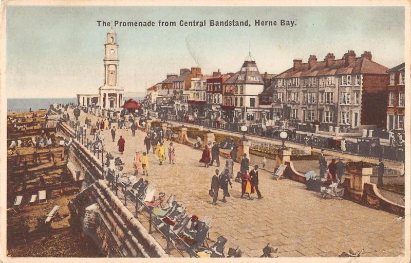 uk30749 promenade from central bandstand herne bay uk
