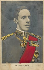 S.M. Don Alfonso XIII, king of Spain bas-relief very embossed pictorial card