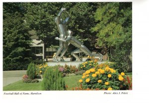 Canadian Football Hall of Fame, Hamilton, Ontario, The Spectator, Statue