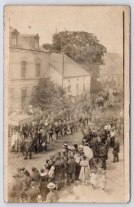 France~Pre-WWI Catholic Procession~Monstrance Baldachin~Soldiers~Wives~Kids RPPC