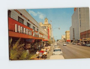 Postcard Looking eastward along Central Avenue, Downtown St. Petersburg, Florida