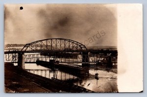 J90/ Milwaukee Wisconsin RPPC Postcard c1910 Bridge Barge River  119