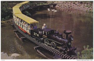 Miniature Train , Stanley Park , Vancouver , B.C. , Canada , 1940-60s