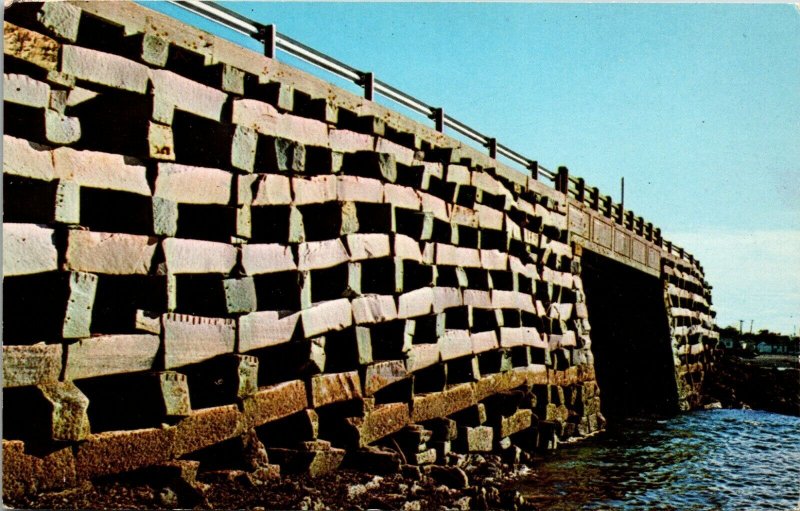 Close Up Famous Cribstone Bridge Bailey Island -Orr's Island ME Unused Postcard