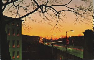 USA The Hill To Hill Bridge At Christmas Time Bethlehem Pennsylvania C032