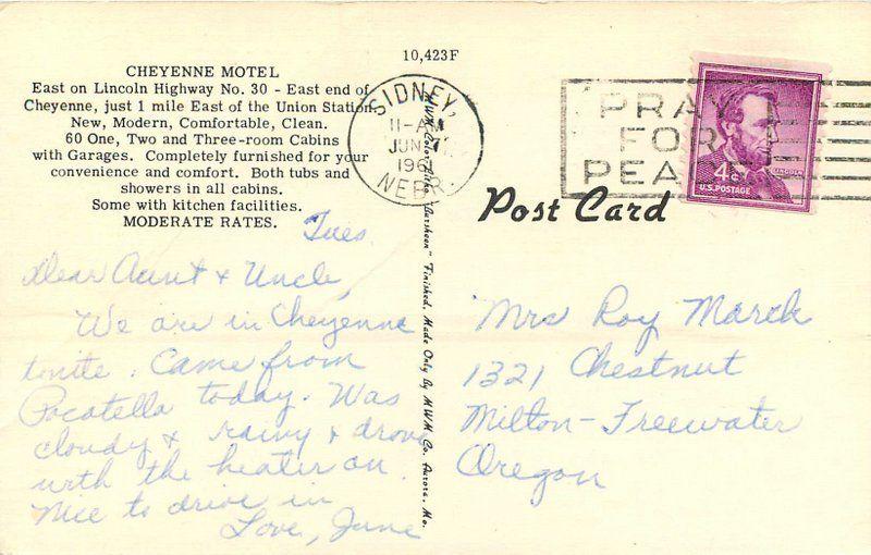 1961 Cheyenne Wyoming Motel roadside MWM linen postcard 670