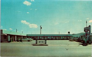 Postcard AZ Winslow Navajo Lodge Motel Route 66 West Water Tower 1965 S112