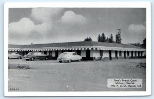 MUNCIE, Indiana IN ~ Roadside GRAY'S TOURIST COURT Motel c1950s Postcard