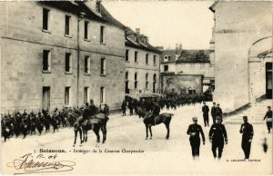 CPA Militaire - SOISSONS - Intérieur de la Caserne Charpentier (69961)