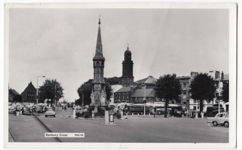 Oxfordshire; Banbury Cross RP PPC, 1961 PMK, Note Morris Minor & Assorted Buses 