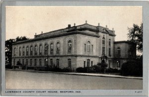 Lawrence County Court House, Bedford IN Vintage Postcard M33