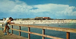 Vintage Pensacola Beach Florida Postcard Fishing Pier Gulf Mexico Unposted