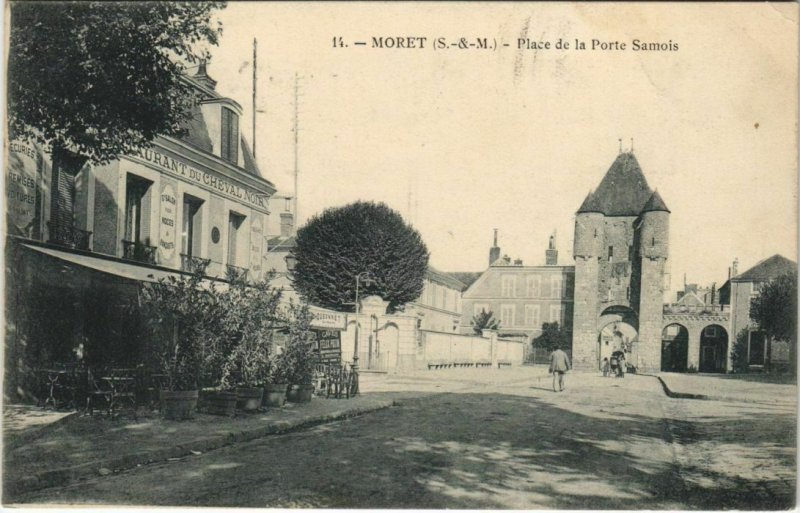 CPA Moret Place de la Porte Samois FRANCE (1100922)