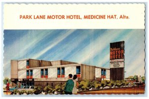 c1950 Park Lane Motor Hotel Trans-Canada Highway Medicine Hat Canada Postcard