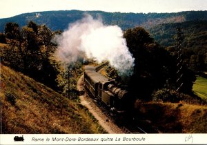 Trains France Biblio-Rail Rame le Mont-Dore-Bordeaux quitte La Bourboule