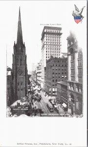 USA Lower Broadway New York City Arthur Strauss Vintage Postcard 09.34