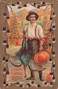 Thanksgiving, M.W. Taggart No 607, Feather Border, Farmer with Turkey, 1910 PM