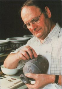 Occupations Postcard - Ornamenting Jasper, Josiah Wedgwood & Sons  RR23400