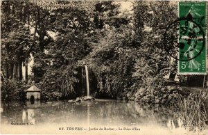 CPA Troyes- Jardin du Rocher , La Piece d'Eau FRANCE (1007983)