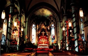 Iowa Dyersville The Basilica Of St Francis Xavier At Christmas