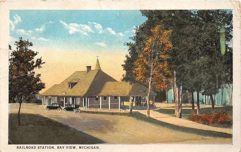 J4/ Bay View Michigan Postcard c1910 Railroad Depot Station 58