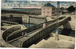 CPA St-NAZAIRE - Le Pont Tournant de la Nouvelle Entrée du Port (242934)