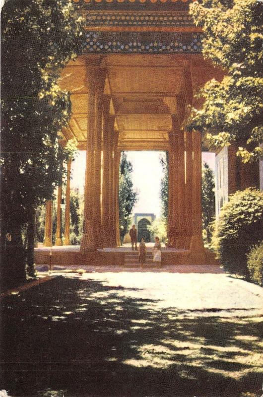 BG9245 hall of 40 columns isphanan  Isfahan   iran