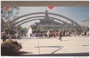 View of the Fouintain through the Archway, Nathan Phillips Square, New City H...