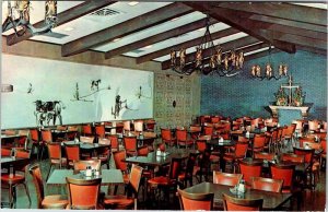 Postcard RESTAURANT SCENE Amarillo Texas TX AM8973