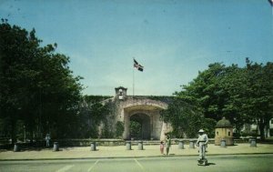 dominican republic, SANTO DOMINGO, Tomb of the Founders (1960s) Postcard