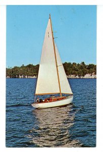 NY - Lake Champlain. Sailing Near Thompson Point
