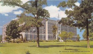 Savannah Missouri~Dr Nichol's Sanatorium for Cancer~Birdhouse/Trees in Yard~'40s