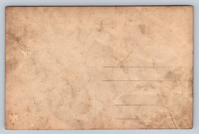 RPPC   Pretty Young Ladies  Postcard