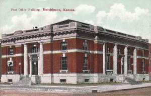 Postcard Post Office Building Hutchinson Kansas