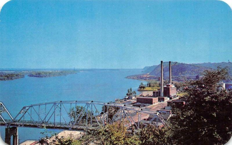 HANNIBAL, MO Missouri  MUNICIPAL LIGHT PLANT~Mark Twain Bridge  c1950's Postcard