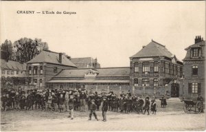 CPA CHAUNY L'Ecole des Garcons (156052)