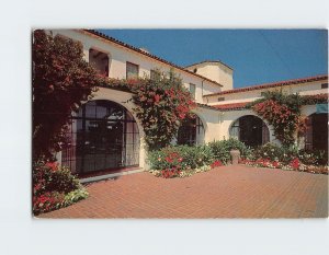 Postcard Santa Barbara Biltmore Santa Barbara California USA