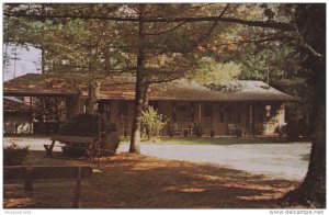 Pine Acres Apartments, U.S. 25,  HENDERSONVILLE, North Carolina, 40-60´s