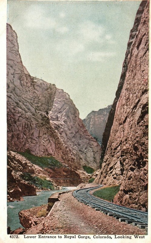 Vintage Postcard Lower Entrance Royal Gorge Looking West Hills Rocks Colorado CO