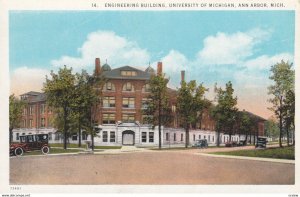 ANN ARBOR , Michigan , 1910s ; Engineering Building , U of Michigan