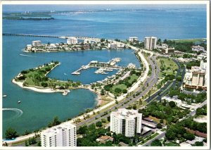 Sarasota Bay Front Drive, Island Park, Marina Jack Long Boat Key FL Postcard C76