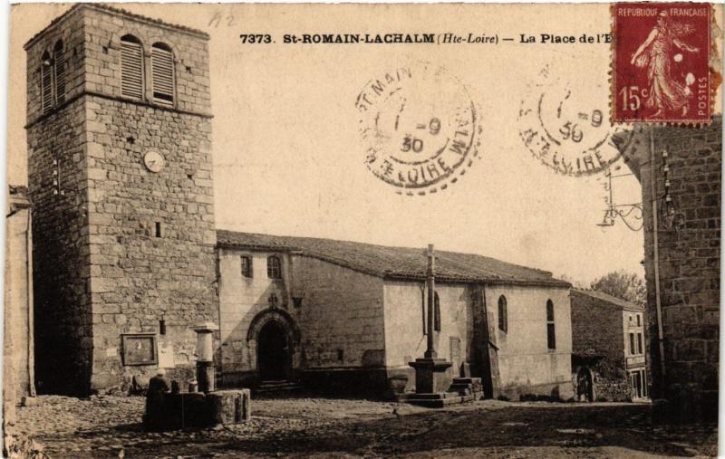 CPA St-ROMAIN-LACHALM - La Place de l'Église (658279)