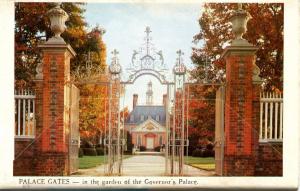 Folder - Virginia, Williamsburg  (11 views + covers)