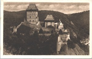 Czech Republic Hrad Karlstein Karlštejn Castle Vintage Postcard 09.37