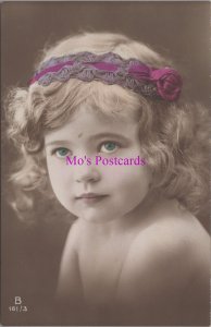 Children Postcard - Young Girl Wearing Headband, Childrens Fashion  RS37563