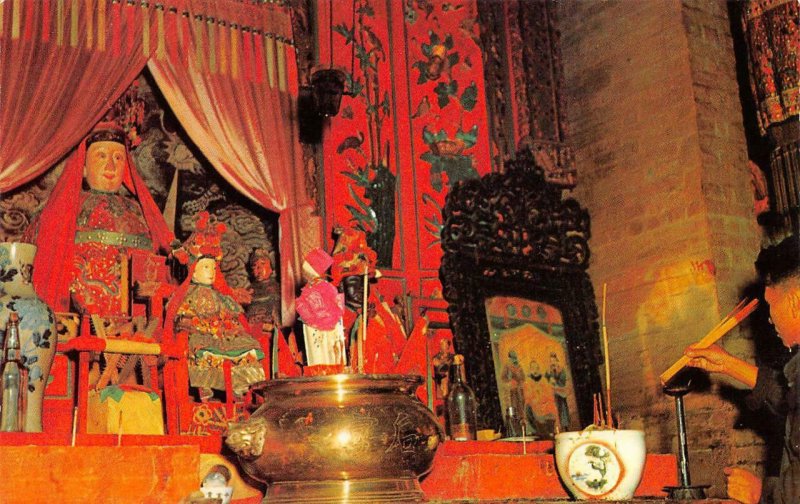CHINESE TEMPLE Interior Buddhist Joss Sticks China c1950s Vintage Postcard