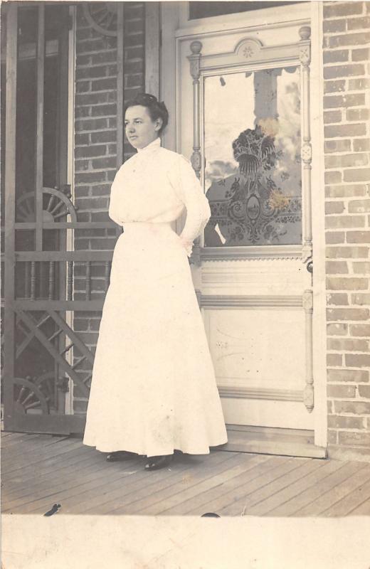 F5/ Coal City Indiana Real Photo RPPC Postcard 1912 Pretty Woman Doorway