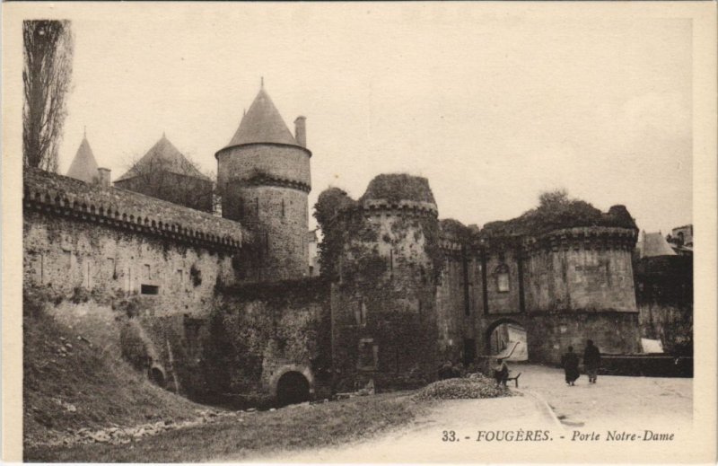 CPA Fougeres Porte Notre Dame (1237741)